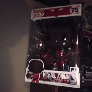 Funko POP 10 inch Micheal Jordan